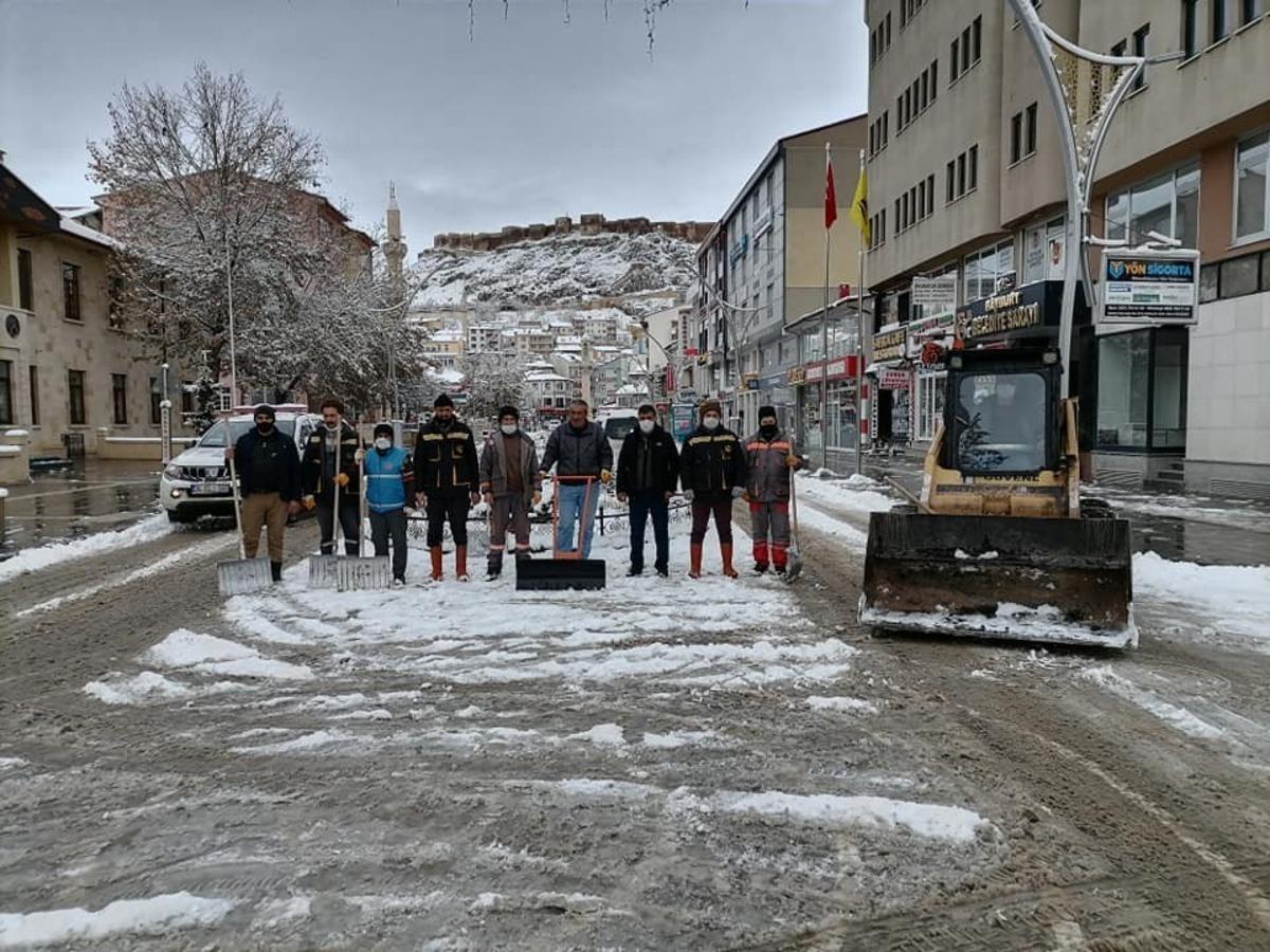 Bayburt&rsquo;ta kar yağışı