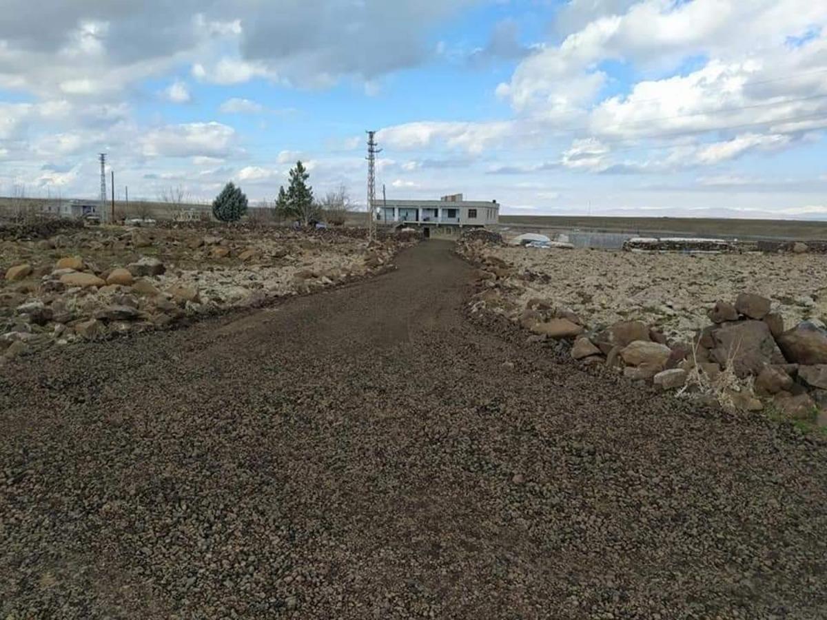 Bağlar&rsquo;da yol yapım &ccedil;alışmaları devam ediyor