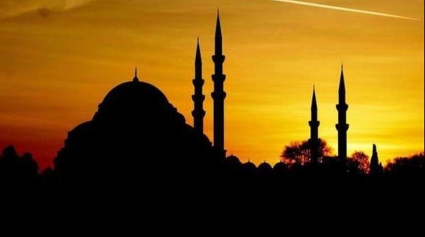 18 Ağustos 2017 cuma mesajları: Cuma suresi nedir? En güzel cuma mesajları....