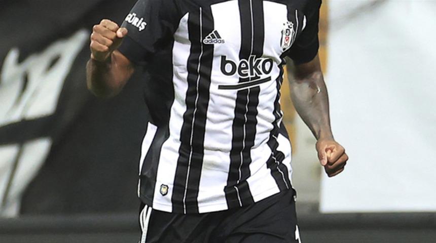 Beşiktaş'ın taraftar imzalı formasına kar engeli