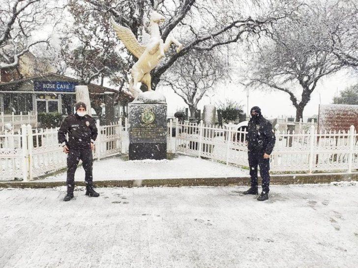 Burhaniye polisi kurallara uymayanlara göz açtırmıyor G1