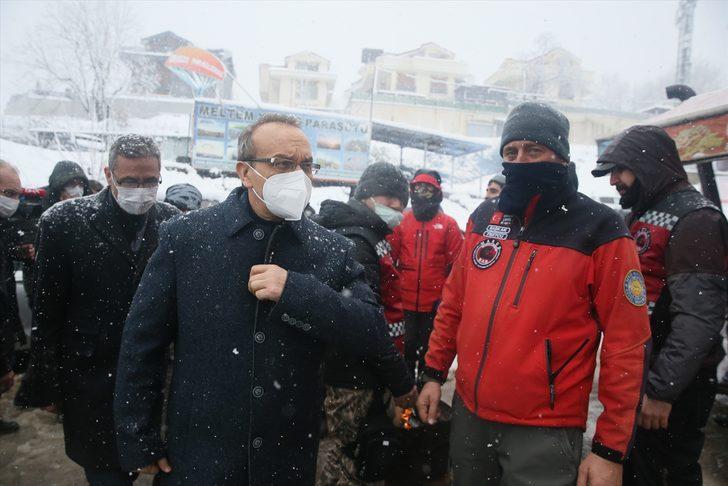 GÜNCELLEME - Kartepe'de dağlık bölgede kaybolan doktoru arama çalışmalarına ara verildi G1