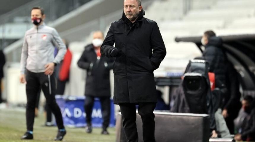 Sergen Yalçın: Puan farkını açıyoruz