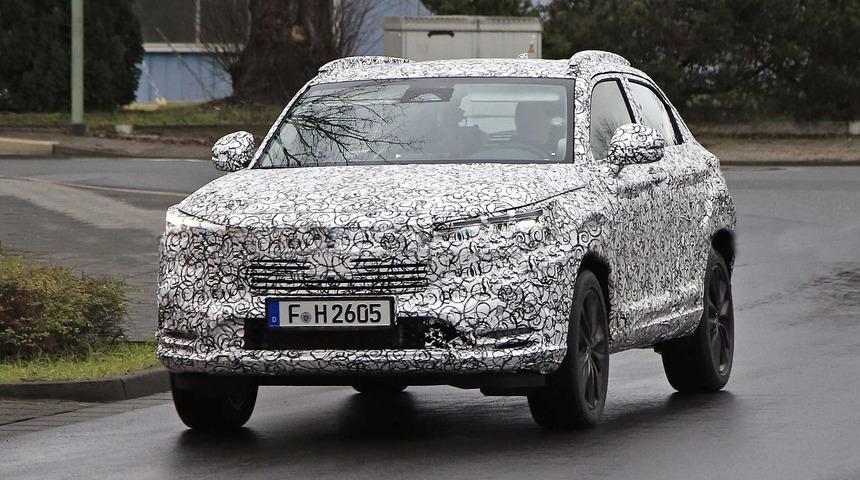 Yeni Honda HR-V kamuflajlı yakalandı