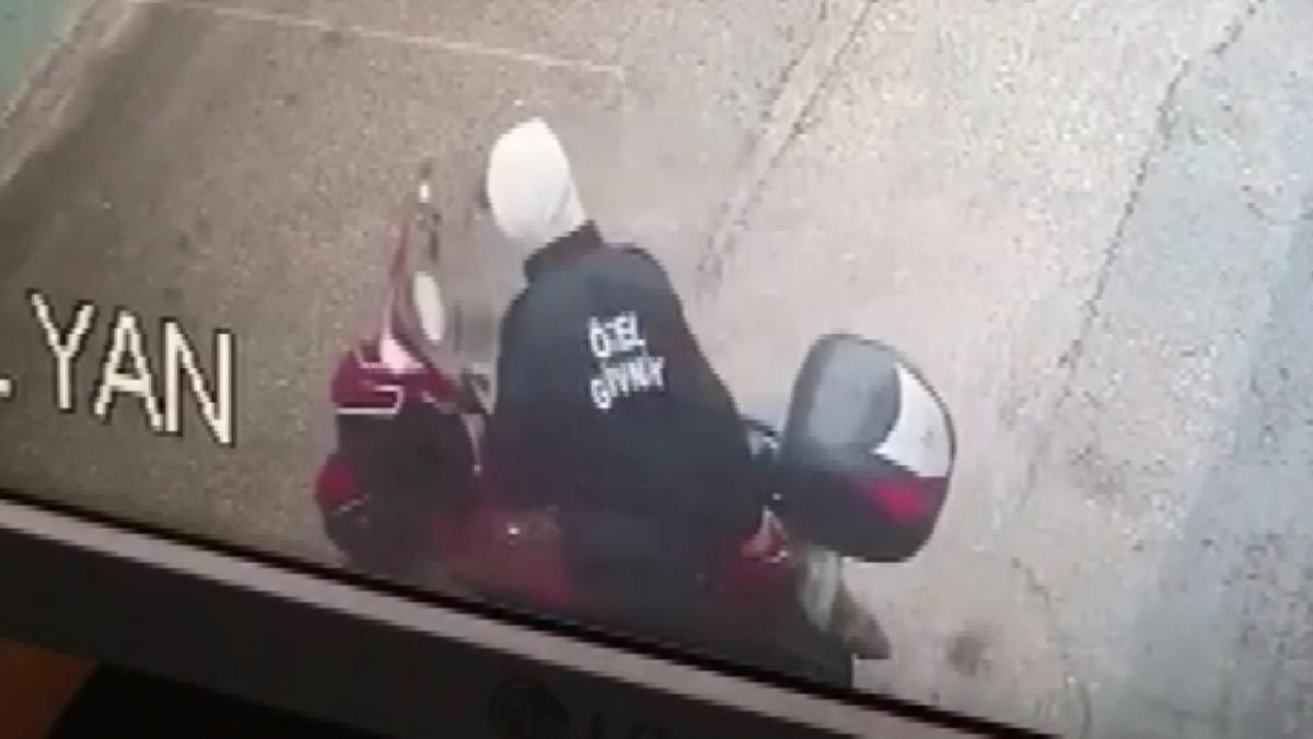 (&Ouml;zel) Bursa&rsquo;da ikinci defa motoru &ccedil;alınan kurye isyan etti