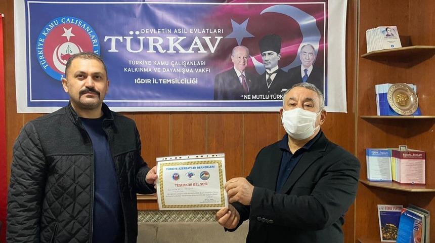 &Uuml;nsal&rsquo;dan T&Uuml;RKAV İl Başkanına teşekk&uuml;r belgesi