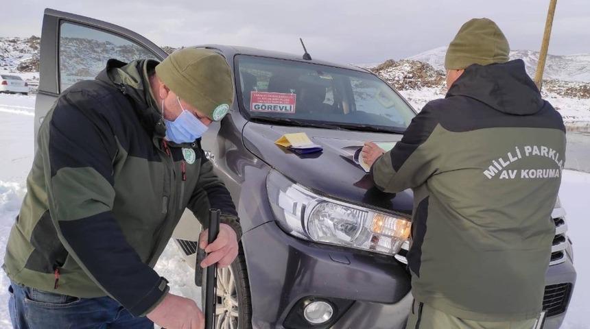 Van’da sokağa çıkma kısıtlamasında ava giderken 1 şahsa  işlem yapıldı