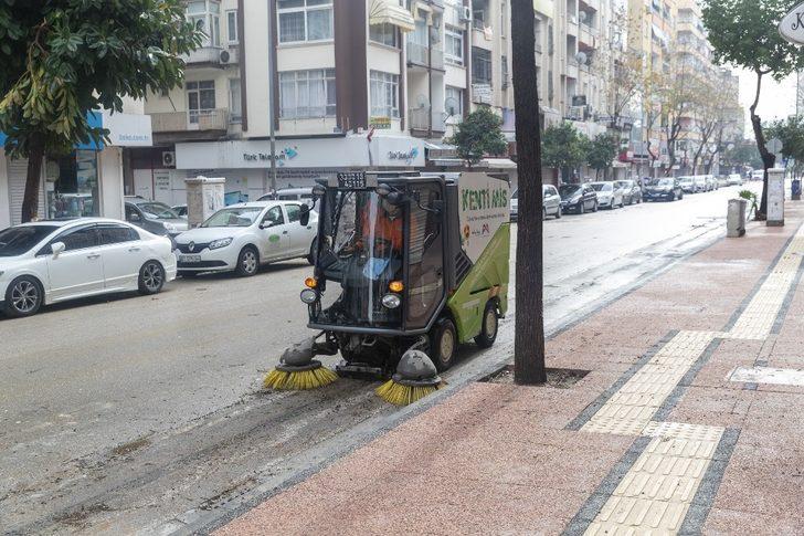 Büyükşehir Belediyesi ekipleri, sokağa çıkma yasağında yine görev başındaydı G1