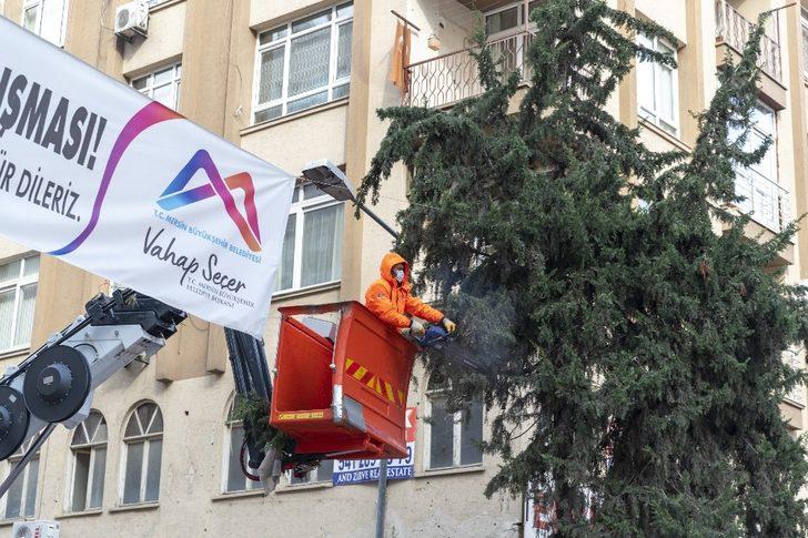 Büyükşehir Belediyesi ekipleri, sokağa çıkma yasağında yine görev başındaydı G3