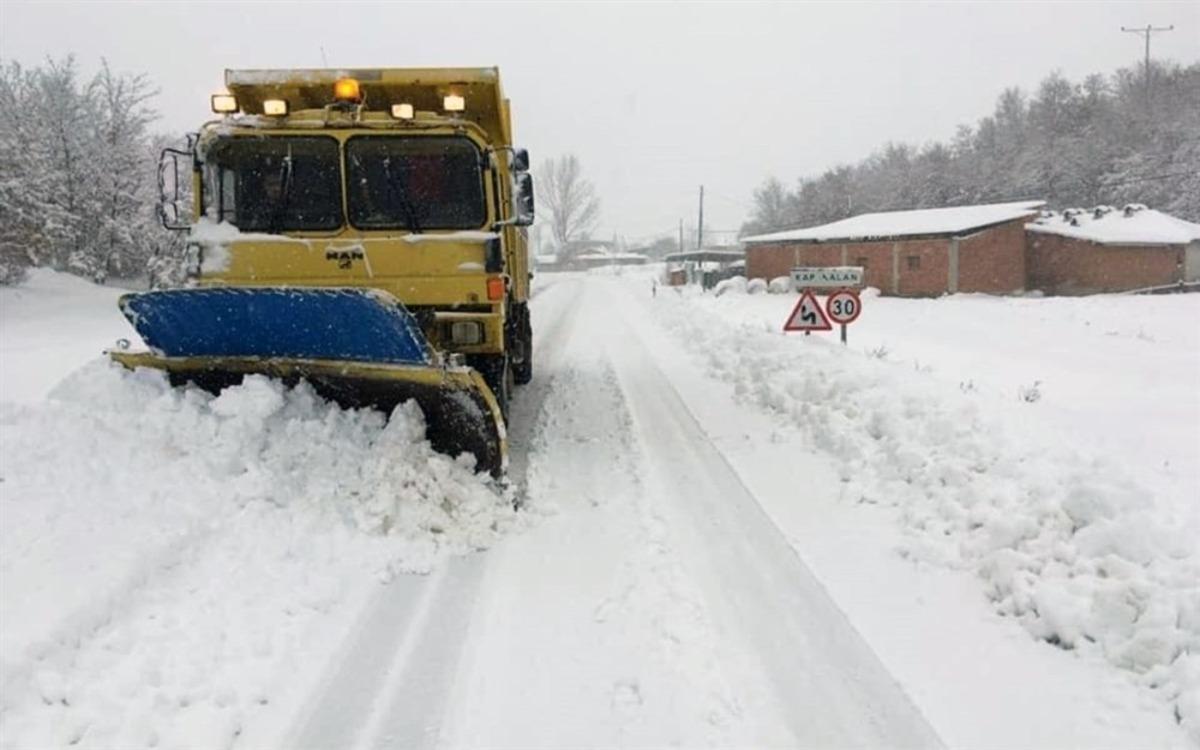Bilecik&rsquo;te 244 k&ouml;y yolunda karla m&uuml;cadele