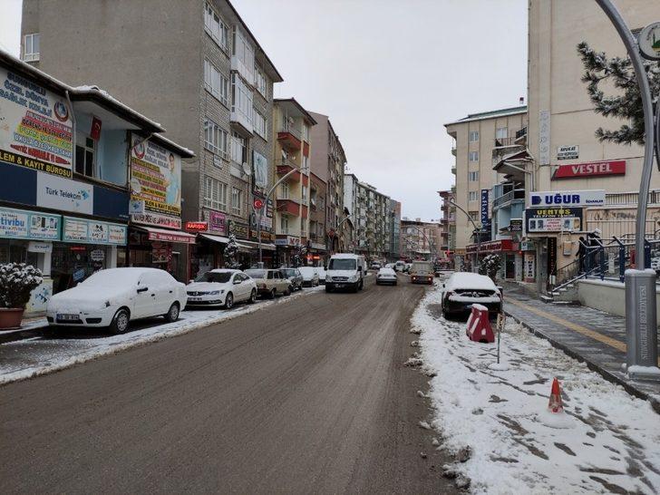 Sungurlu yeni haftaya kar ile uyandı G5