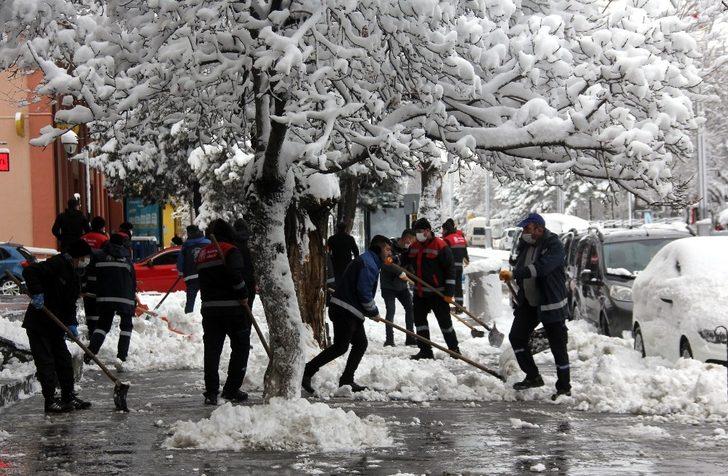 Erzincan’da kar mesaisi G4