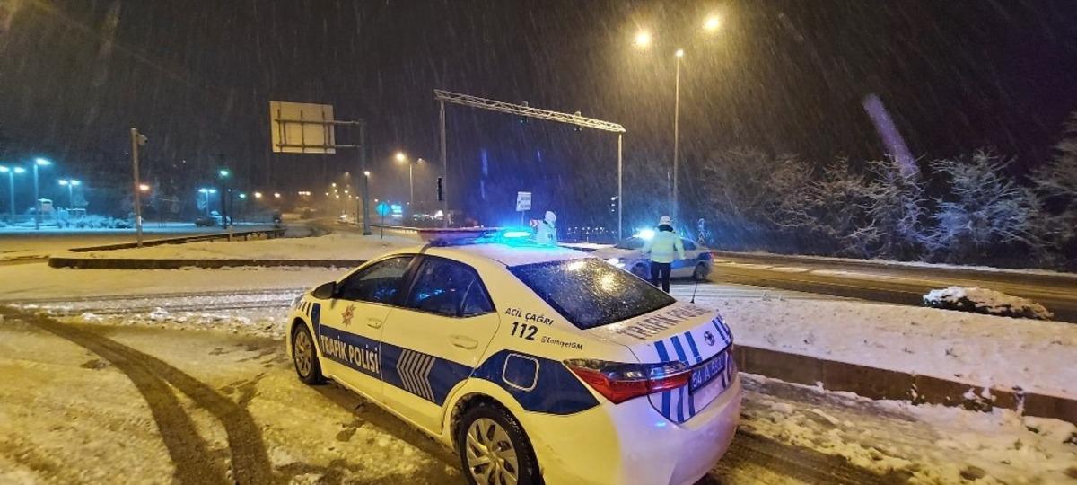 Sakarya&rsquo;da kısıtlamaya uymayan 138 kişiye 244 bin TL para cezası