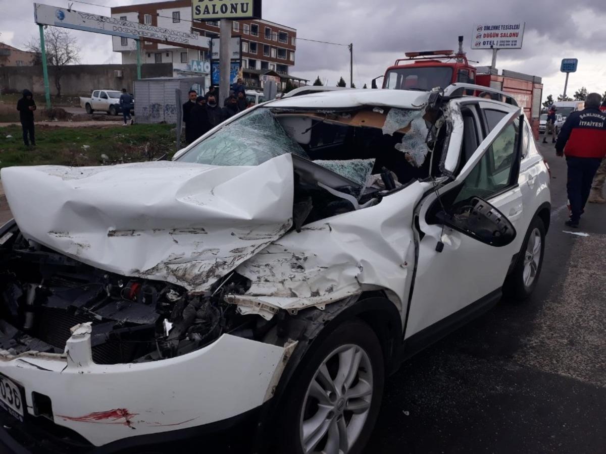 Şanlıurfa&rsquo;da trafik kazası: 1 &ouml;l&uuml;, 3 yaralı