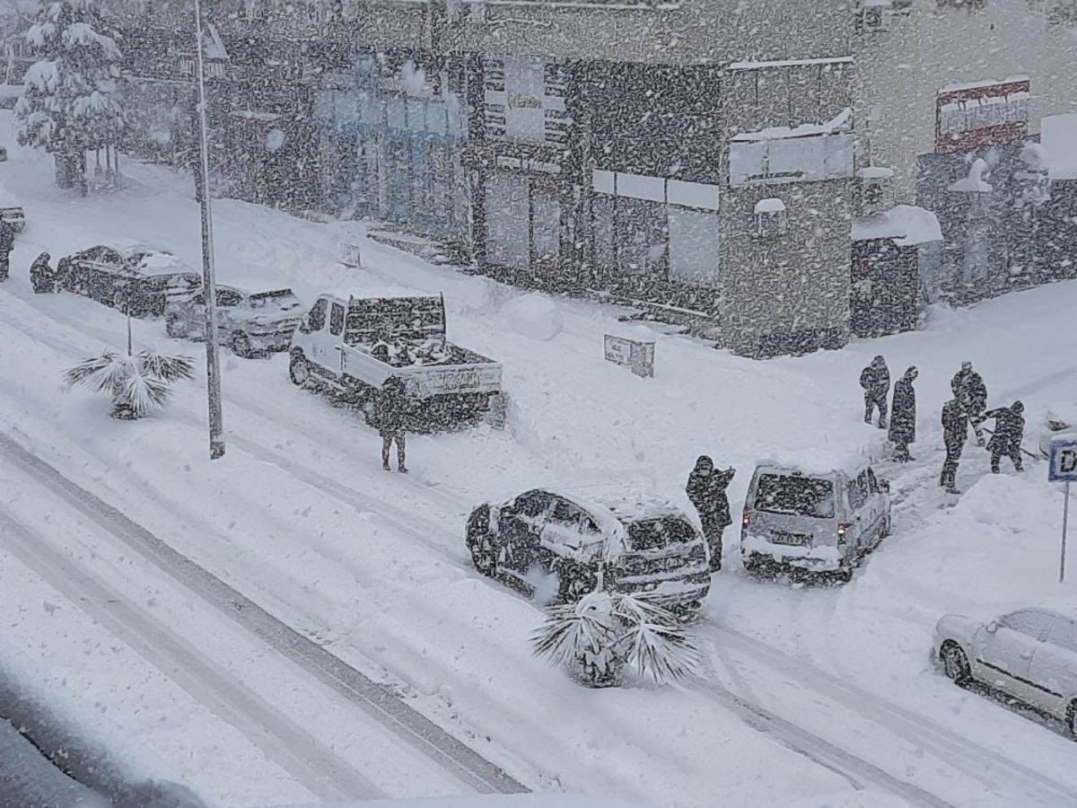 Posbıyık: "Elektrik kesintileri bizden kaynaklı değil"