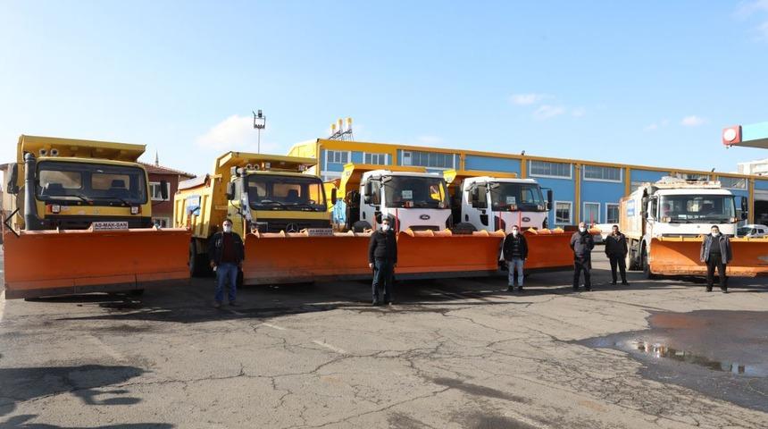 Diyarbakır'da belediyeden 'Kar yağsa da mücadele etsek' paylaşımı