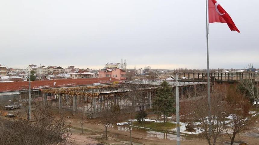 Mahalle konağı ve çok amaçlı sosyal tesisin çalışmaları aralıksız sürüyor