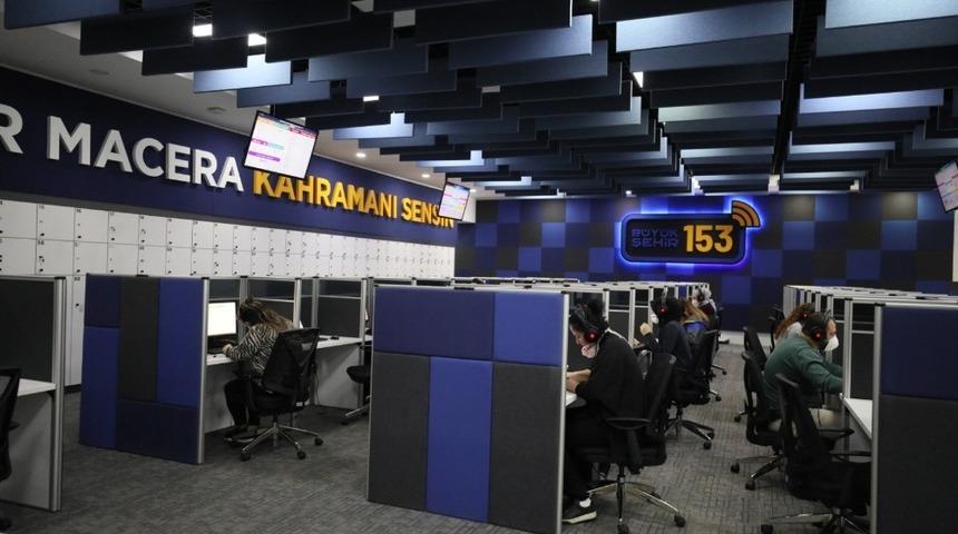 Belediyeyi arayan çocuktan gülümseten talep! 'Sokaktaki karları temizlemeyin'