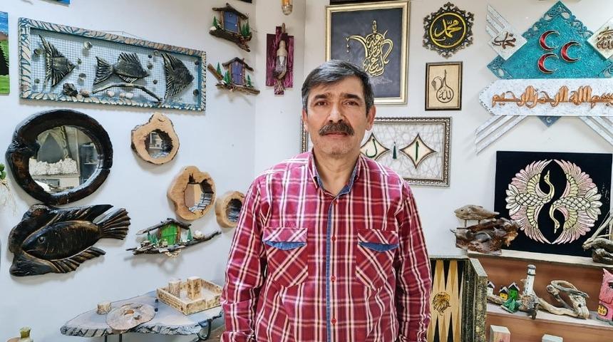 Ahşap yakma sanat&ccedil;ısı ilgisizlikten yakındı