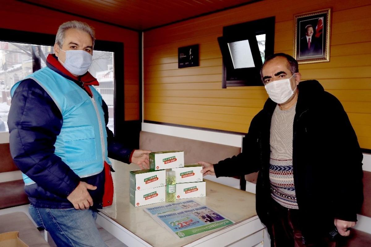 &Ccedil;ankaya Belediyesi&rsquo;nden taksi duraklarına hijyen paketi