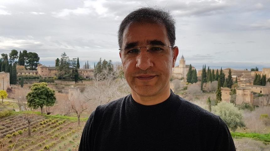 Şair-Yazar Abdulvehap Ballı&rsquo;nın Yeni Kitabı &rsquo;End&uuml;l&uuml;s&rsquo; &ccedil;ıktı