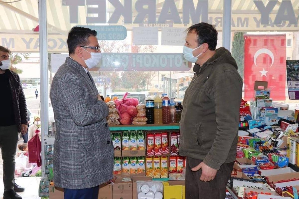 Mesainin ilk g&uuml;n&uuml;nde esnafı gezdi