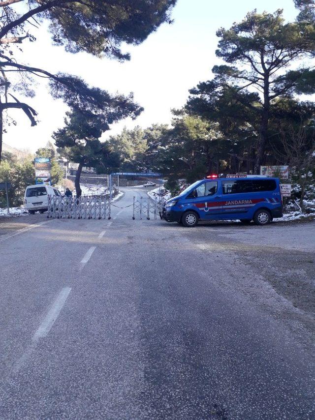 Çanakkale’de Evciler köyü karantinaya alındı 1