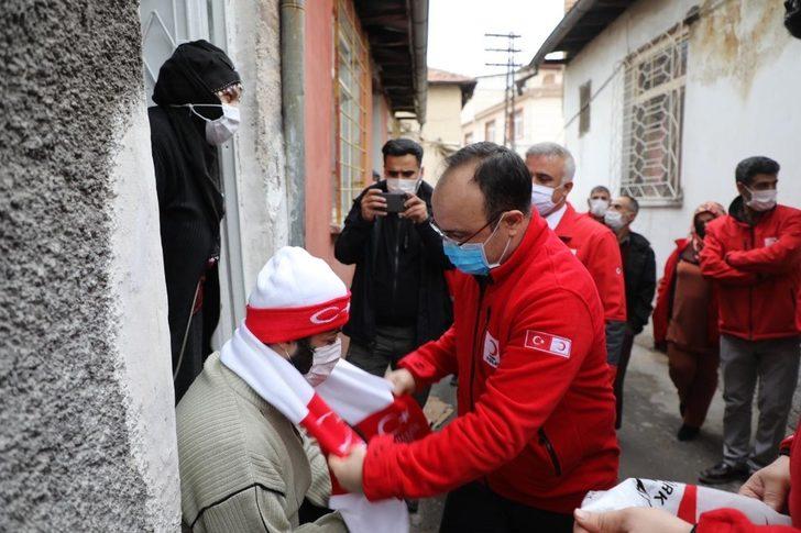 Vali Erkaya Yırık’tan mahalle ziyareti G1
