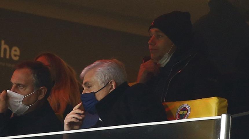 Attila Szalai Kadıköy’de