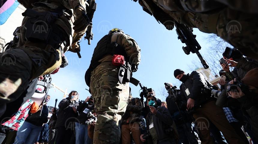 Son dakika: Amerika'da silahlı gruplar sokağa indi