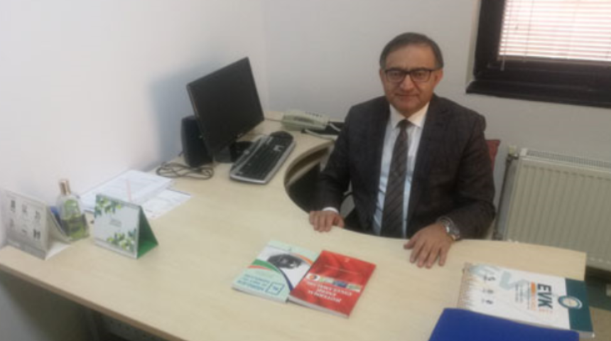 Prof. Dr. Durmuş Kaya koronavirüse yenildi