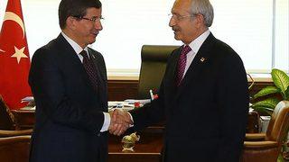 Kılıçdaroğlu'ndan Davutoğlu'na geçmiş olsun ziyareti
