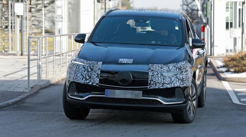 Yeni Mercedes-Benz EQA 20 Ocak’ta tanıtılacak
