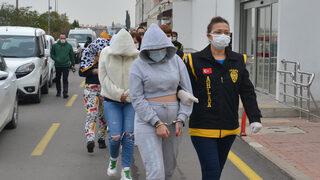 Fuhuş şebekesi lideri, kadınları evlilik vaadiyle kandırmış