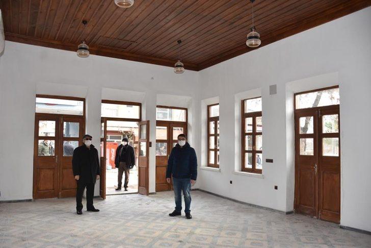 Başkan Çelik Karaoğlanlı Mahallesi’nde incelemelerde bulundu G5