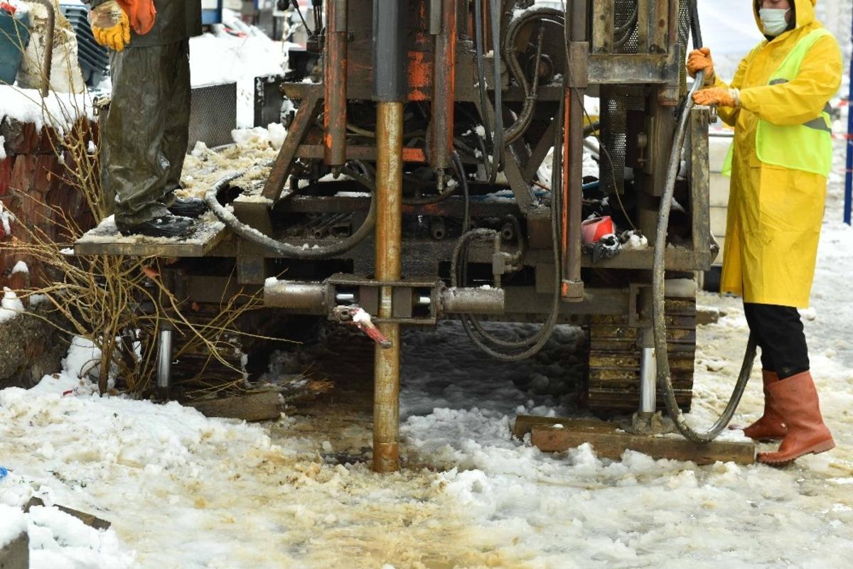 Mansur Yavaş &lsquo;Dikimevi-Natoyolu Raylı Sistem&rsquo; projesinde sondaj &ccedil;alışmalarına başlandığını a&ccedil;ıkladı