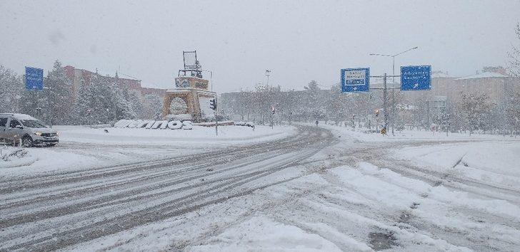 Besni beyaza büründü G2