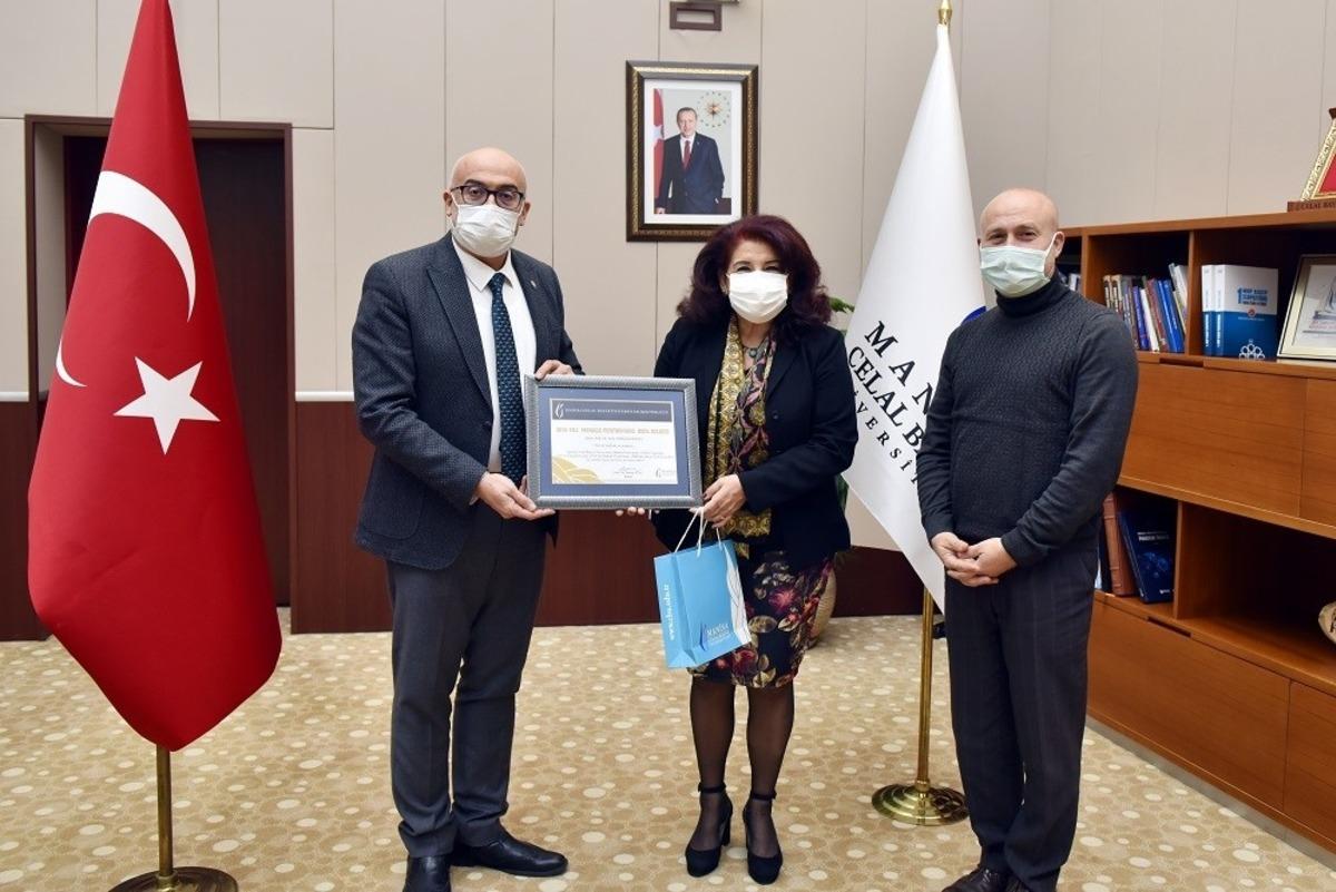 Manisa Celal Bayar &Uuml;niversitesi &rsquo;Makale Performans &Ouml;d&uuml;lleri&rsquo; sahibini buldu
