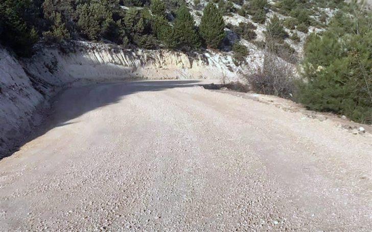 Harmanköy Köyü yolunun 3 kilometrelik kısmında çalışmalar tamamlandı G2