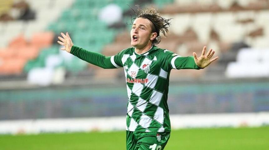 Wolfsburg, Ali Akman ile 4 yıllık anlaşma sağladı