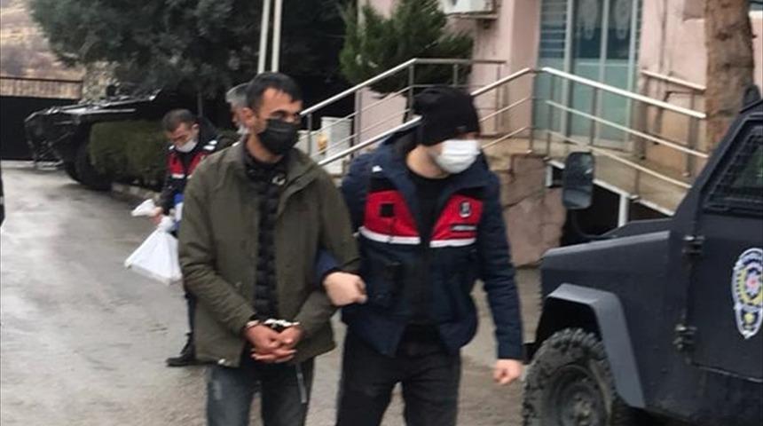 Samsun merkezli kablo hırsızlığı operasyonunda yakalanan 23 şüpheli adliyede