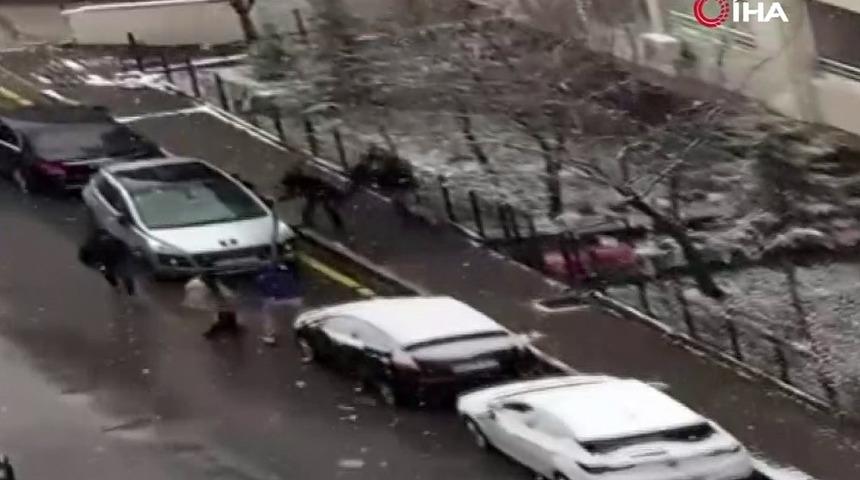 Sel&ccedil;uk &Ouml;zdağ&rsquo;a saldırı anının g&ouml;r&uuml;nt&uuml;s&uuml; ortaya &ccedil;ıktı