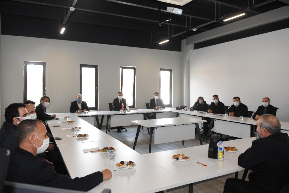 Akademisyenlerden model fabrikaya &ccedil;ıkartma