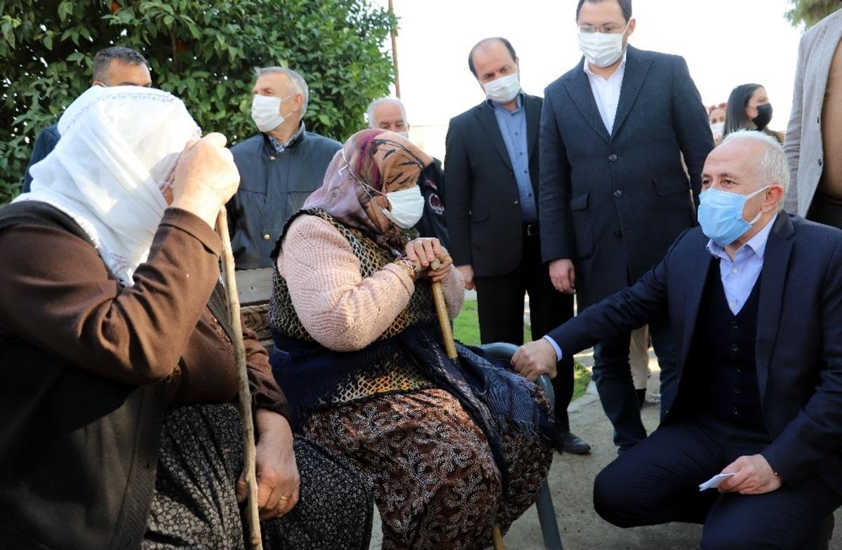 Başkan G&uuml;ltak, mahallelerde vatandaşlarla buluşup taleplerini dinledi