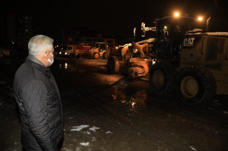Battalgazi Belediyesi’nin kar mesaisi devam ediyor G2