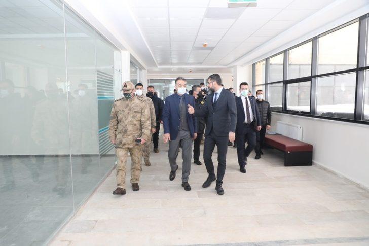 Vali Çağatay’dan Bitlis Belediyesinin yeni hizmet binasına ziyaret G2