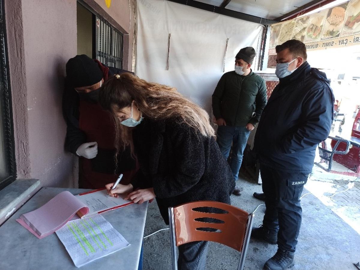 Şuhut pazarında korona denetimi