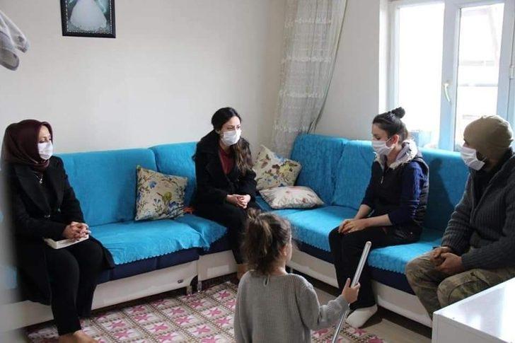 Kaymakam aileleri çat kapı ziyaret etti G3