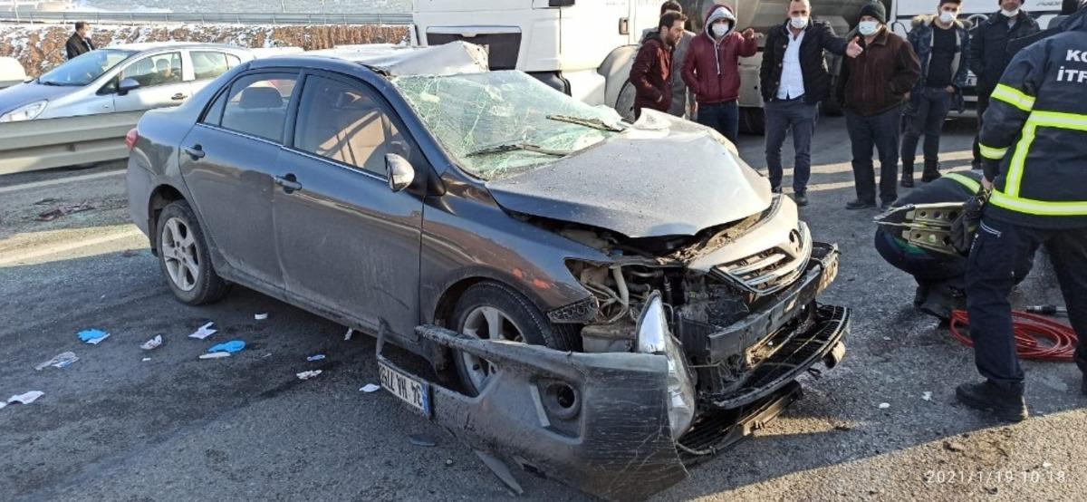 D-100&rsquo;de otomobil ile tır &ccedil;arpıştı: 1 yaralı