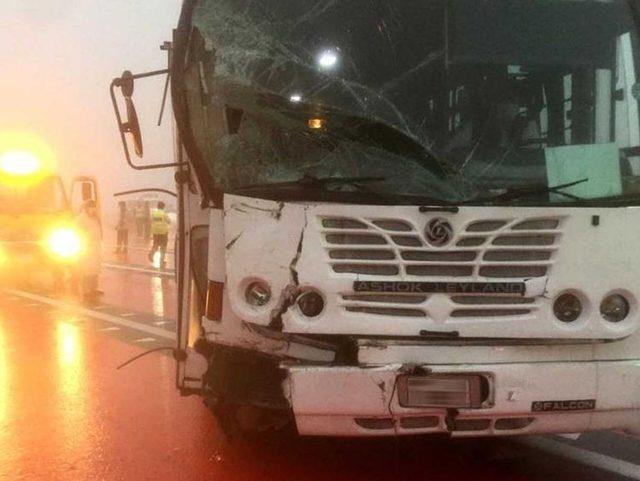 BAE’da yoğun sis nedeniyle zincirleme kaza: 1 ölü, 8 yaralı